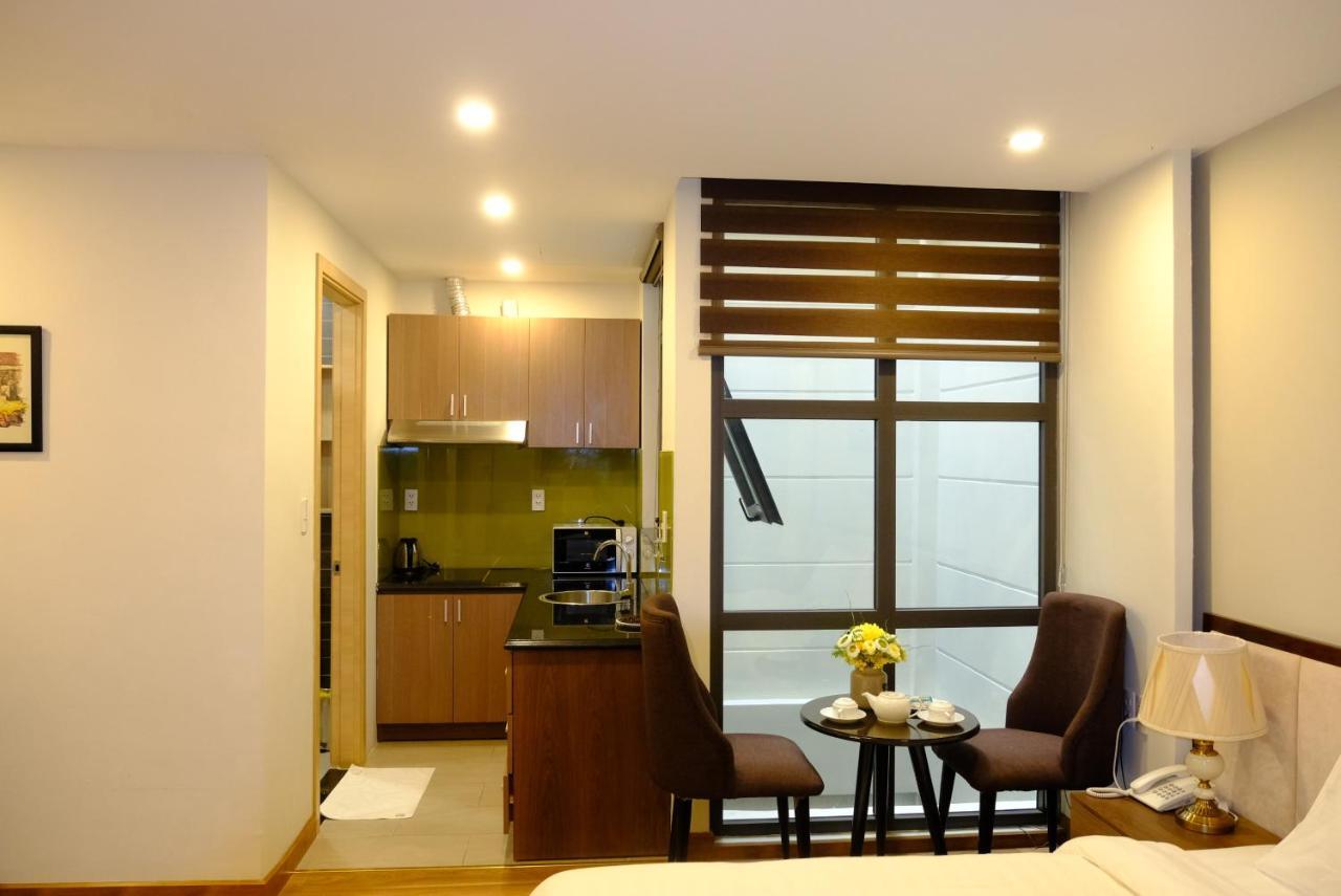 Jb Central Apartment Хошимин Екстериор снимка